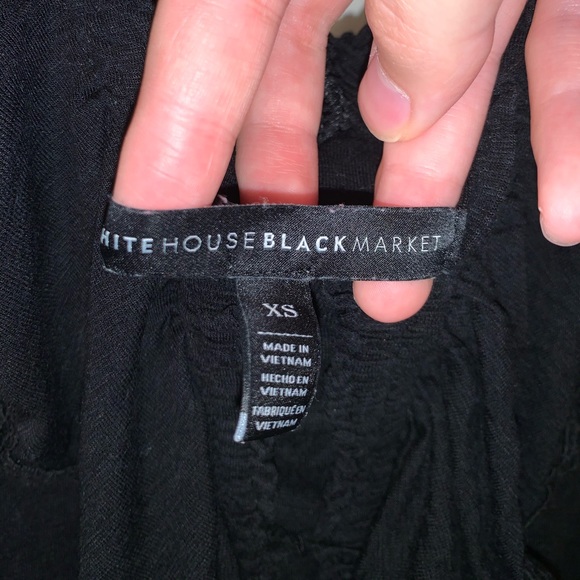 🌹WHBM Black Ruffle Top - Picture 3 of 3